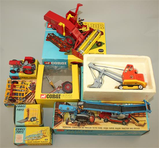 A Corgi Major 111780 combine harvester,